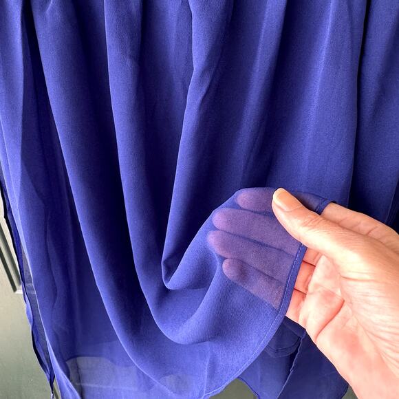 2/$30 NWT C Wonder Christian Siriano Mixed Media Top M Sheer Soft  Flowy HSN - Picture 4 of 9